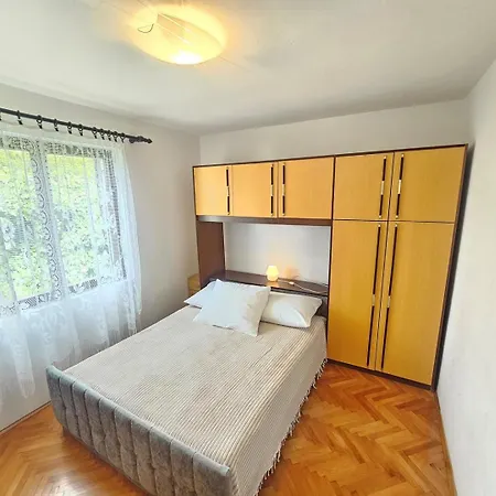 Jovana Nv - With Balcony With Sea View Apartment Novi Vinodolski