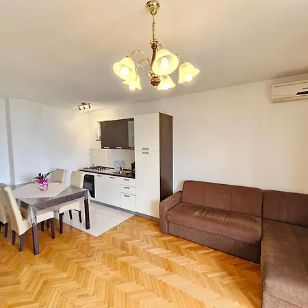 Jovana Nv - With Balcony With Sea View Апартаменты